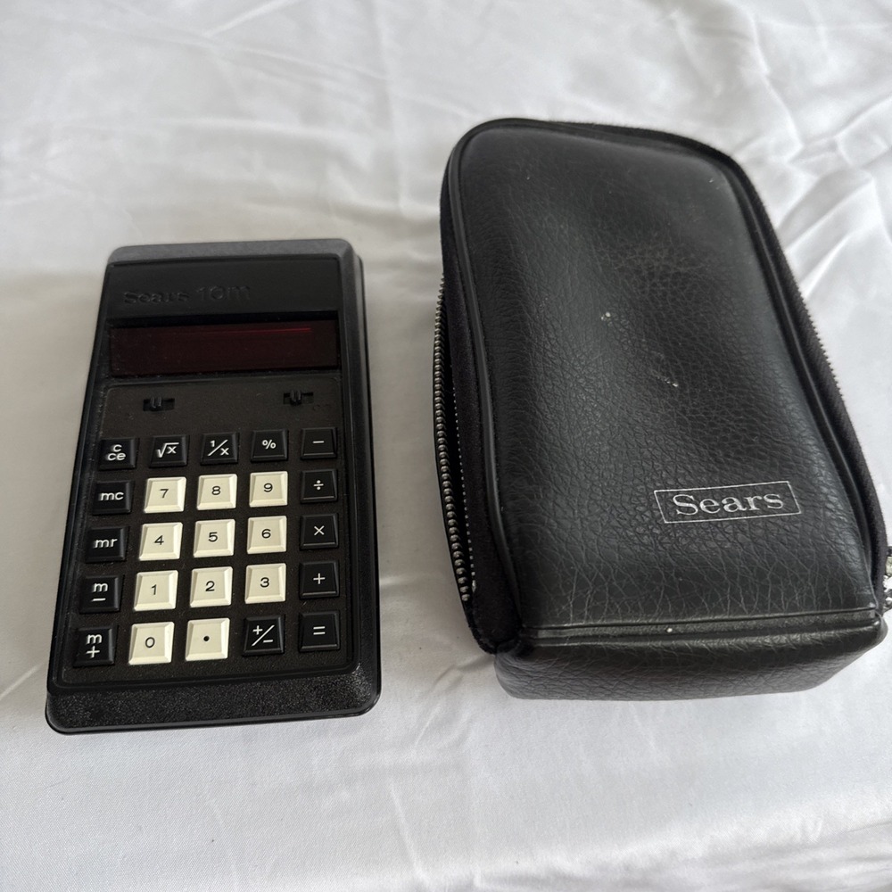Vintage Sears 8 The Portable Electronic Calculator  with Case